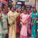 नारी शक्ति वंदन अधिनियम को लेकर बीकानेर में भाजपा महिलाओं का प्रदर्शन, एमएस कॉलेज के बाहर किया पुतला दहन