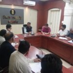 जिला कलेक्टर ने की पेयजल और विद्युत आपूर्ति की समीक्षा